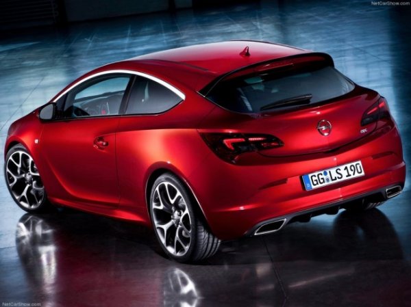 Новый Opel Astra OPC 2021 года