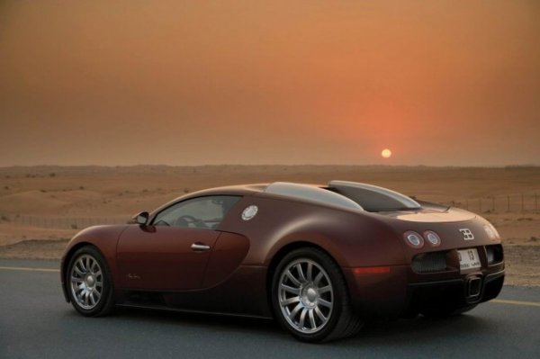 Последний Bugatti Veyron нашел своего покупателя