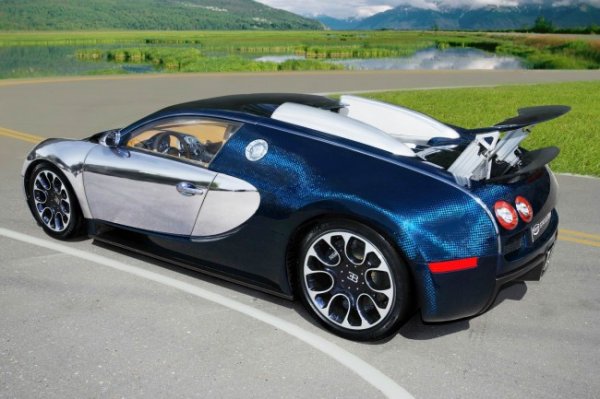 Тюнинг Bugatti Veyron от российского ателье Status Design