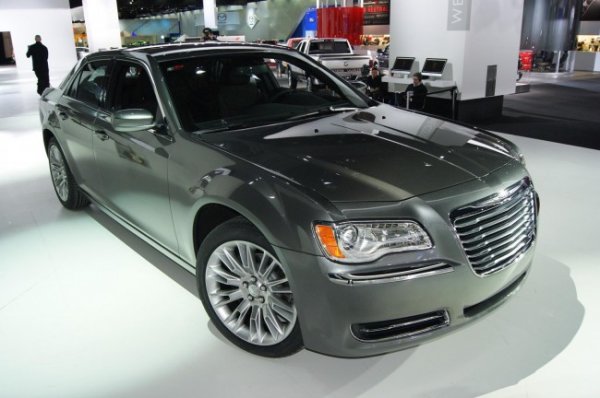 В Детройте дебютировал новый Chrysler 300